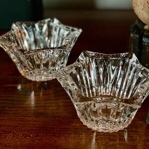 Set of 2 Elegant Star-Shaped Crystal Bowls w/Vertical Ribbing